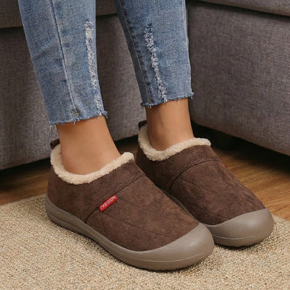 Auldweave women's fleece-lined slipper boots – brown slipper boots worn at home