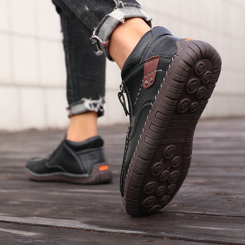 Men's wide fit, cushioned comfort, leather look ankle boots with everyday walking