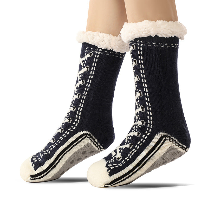 Fleece-lined sneaker-style slipper socks – black pair
