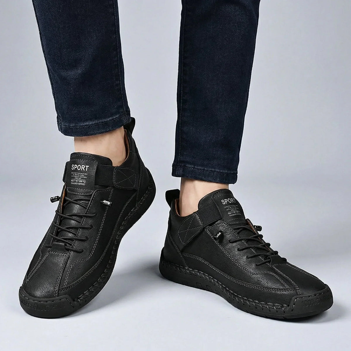 Men's wide fit leather ankle boots in Charcoal Black product view