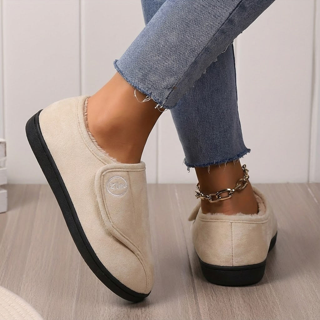 Auldweave women's adjustable wide fit slippers – white slippers worn indoors