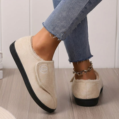Auldweave women's adjustable wide fit slippers – white slippers worn indoors