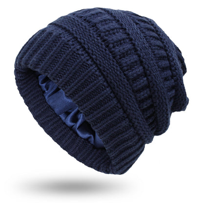Cable-knit winter beanie – navy beanie side view