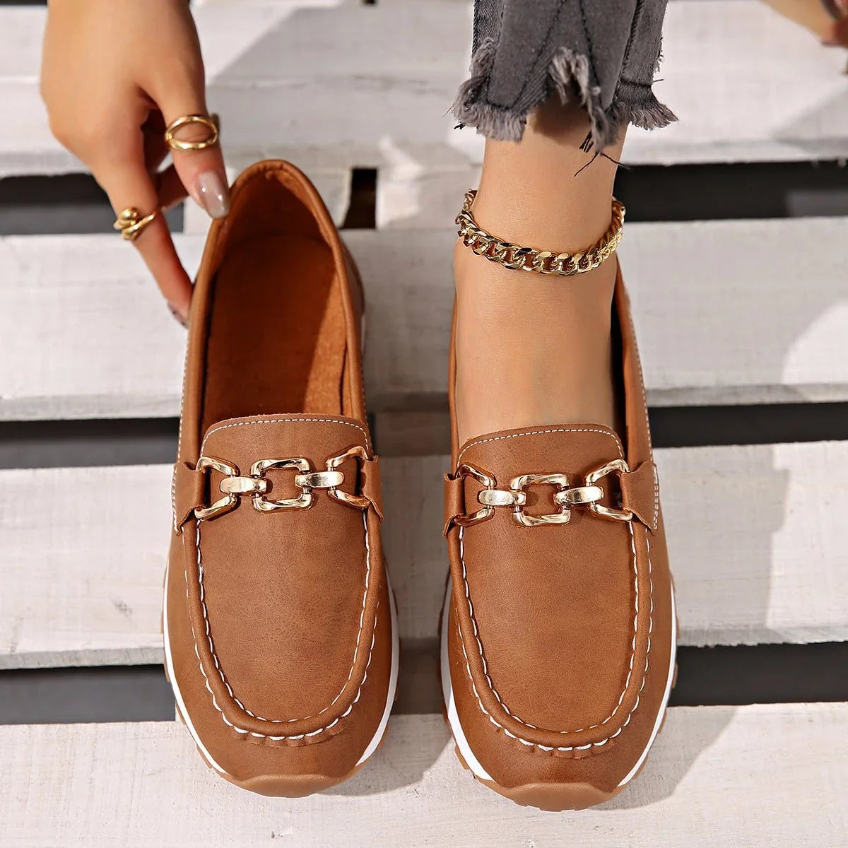 Women's arch support loafers in Brown product view