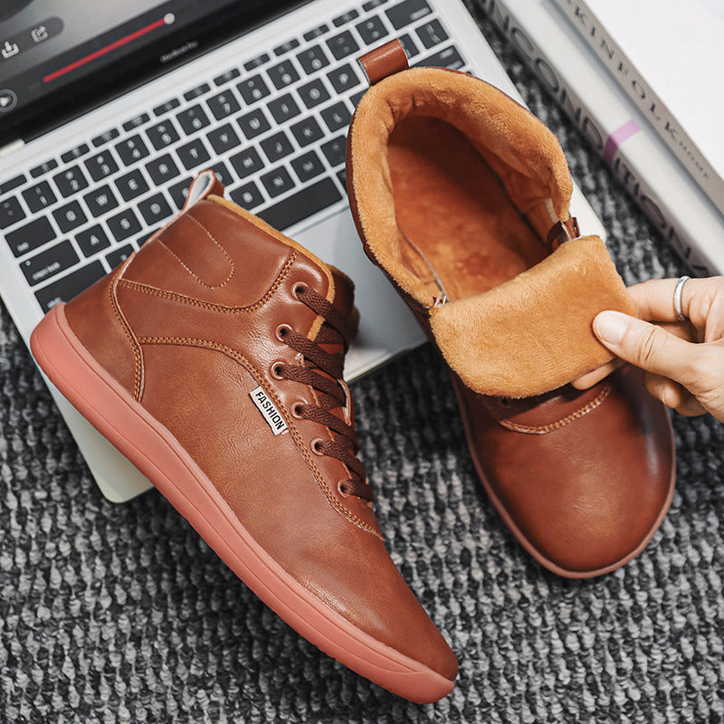 Fleece-lined lace-up winter boots – brown boot lining close-up