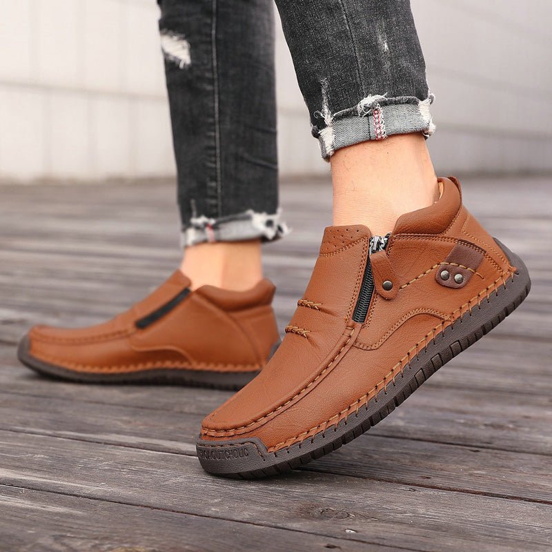 Men's wide fit, cushioned comfort, leather look ankle boots with everyday walking