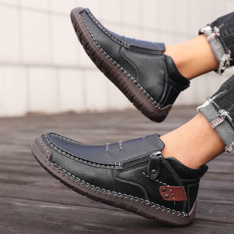 Men's wide fit, cushioned comfort, leather look ankle boots with everyday walking