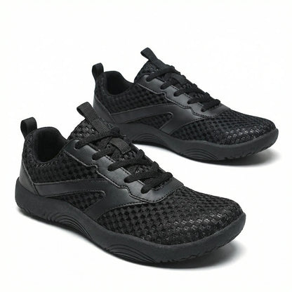 Men's wide fit walking trainers product view