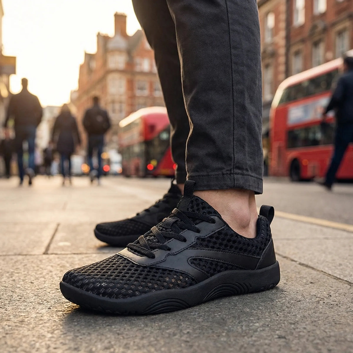 Men's wide fit walking trainers product view