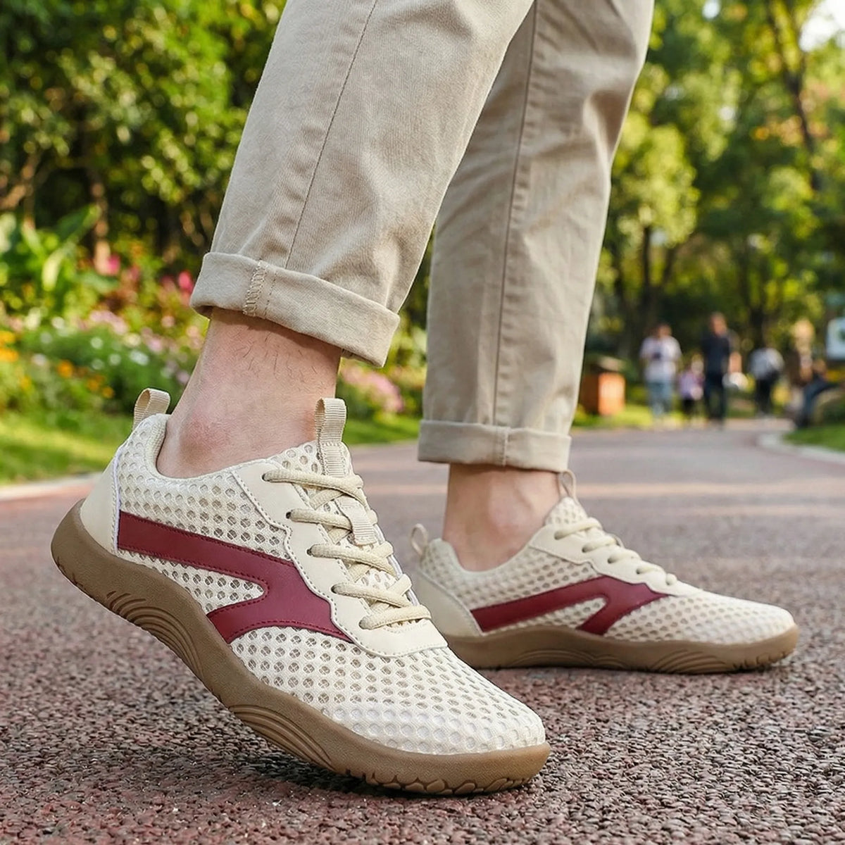 Men's wide fit walking trainers product view